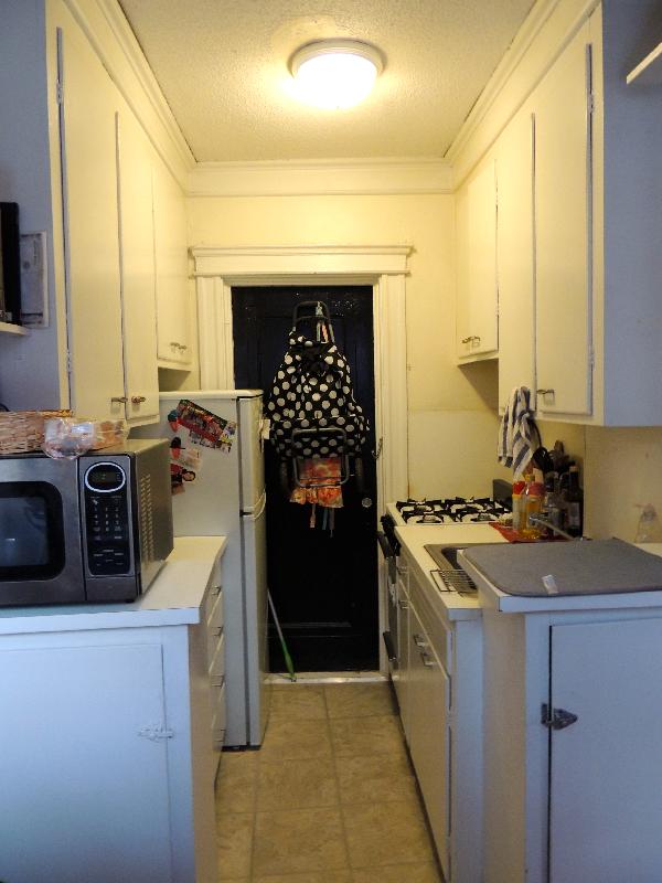 Studio bed, 1 bath apartment for rent at 114 Riverway Unit 10, Fenway — photo 2 of 5