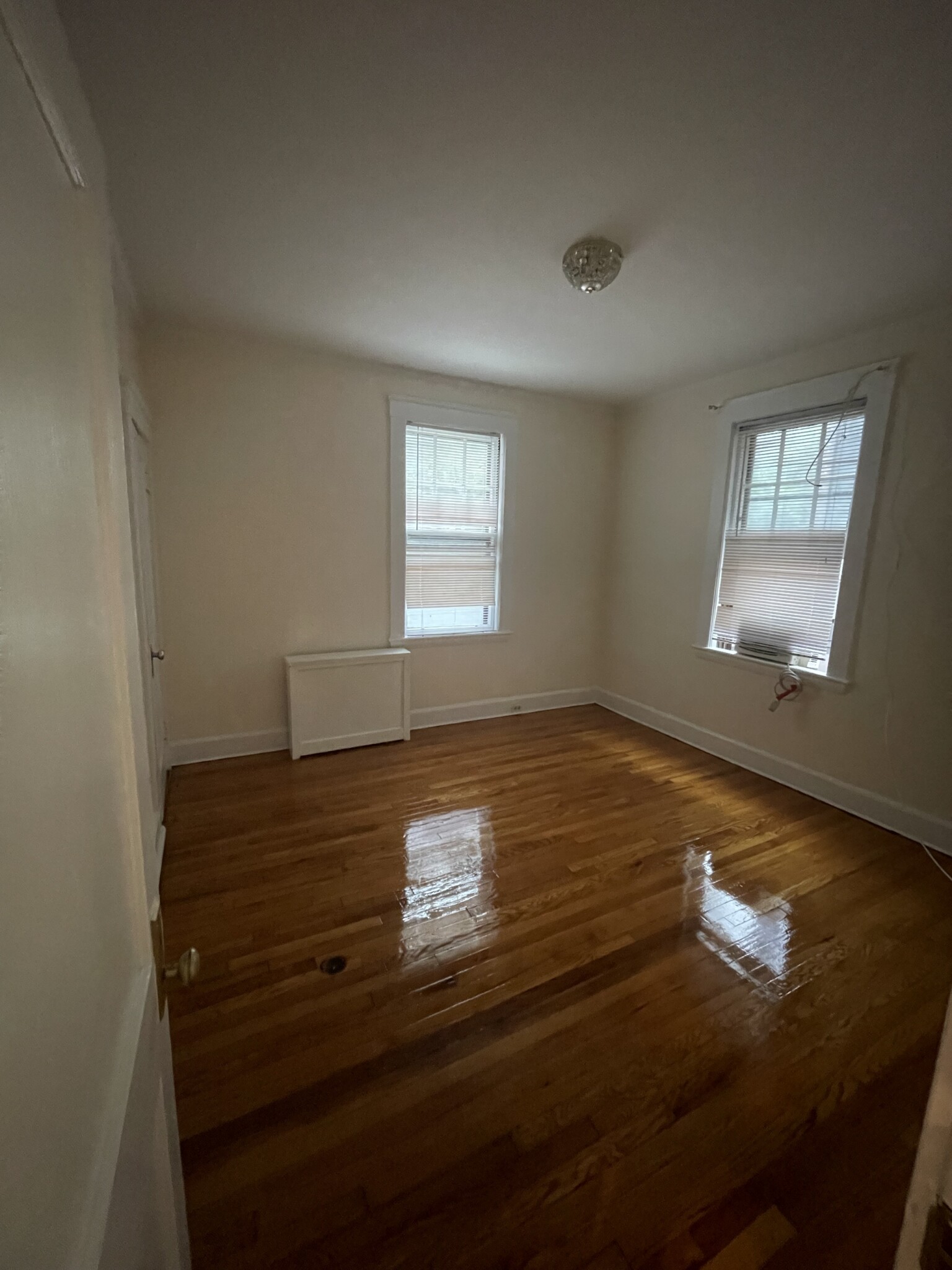 131 Freeman St, Coolidge Corner