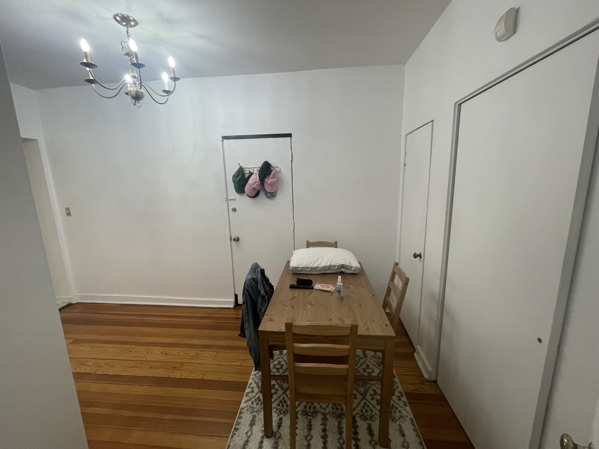 1404 Commonwealth Ave, Brighton