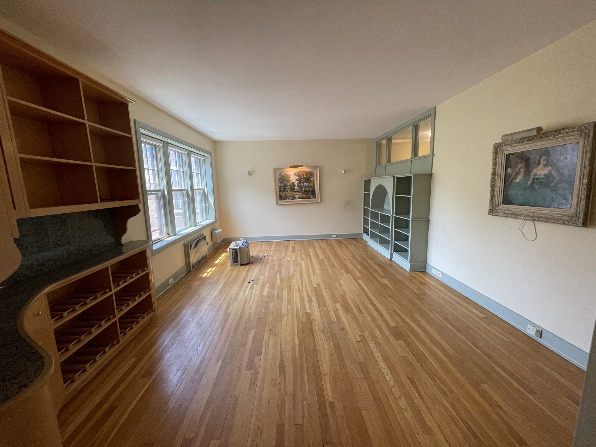 439 Washington St, Brookline Hills