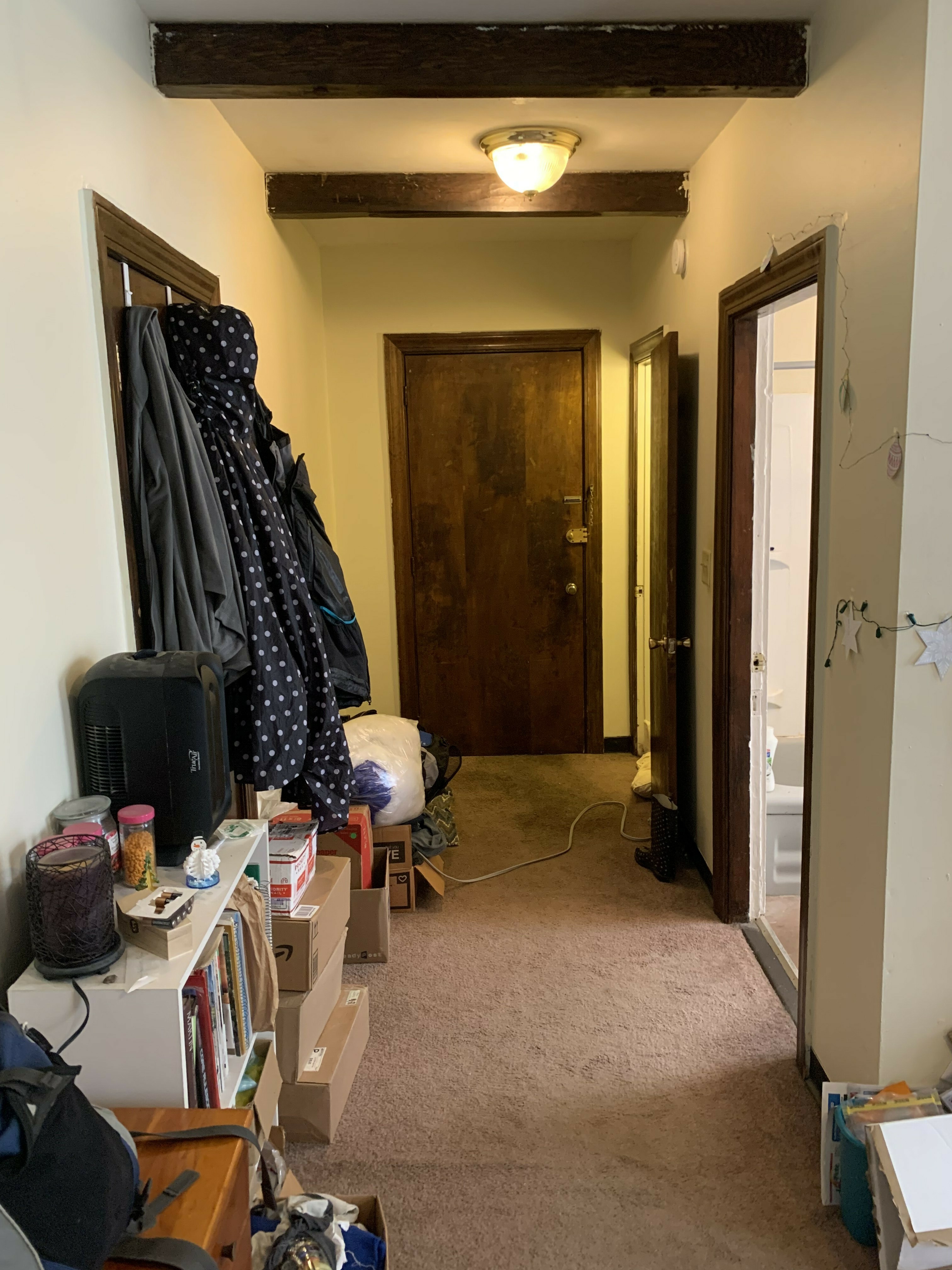 80 Robbins St, Waltham