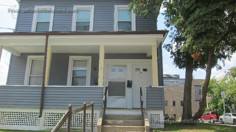 16 Central Ave, Hyde Park