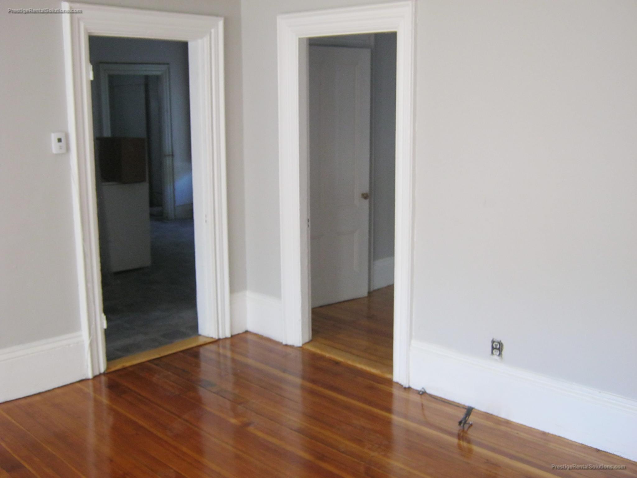 14 Central Ave, Hyde Park