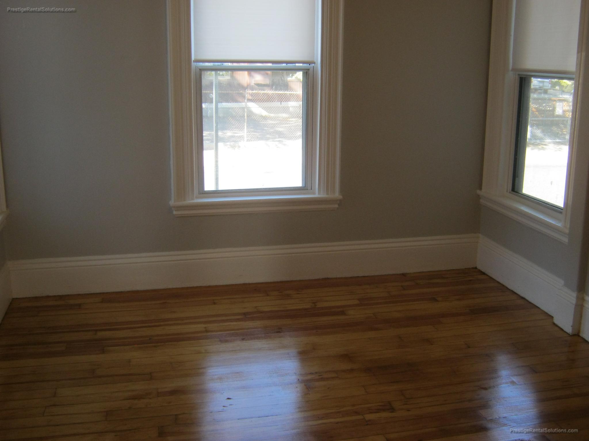 14 Central Ave, Hyde Park