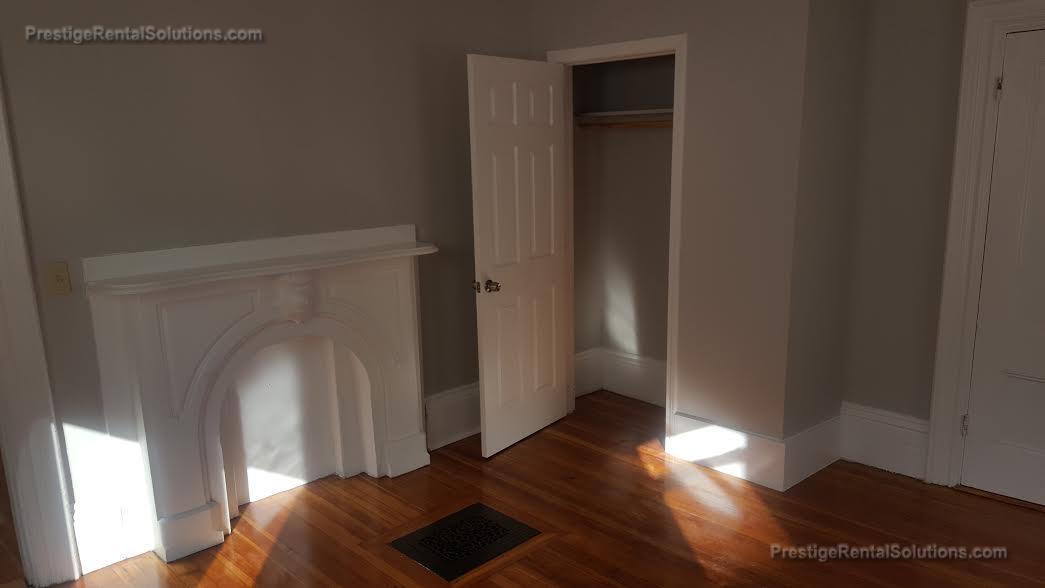 14 Central Ave, Hyde Park