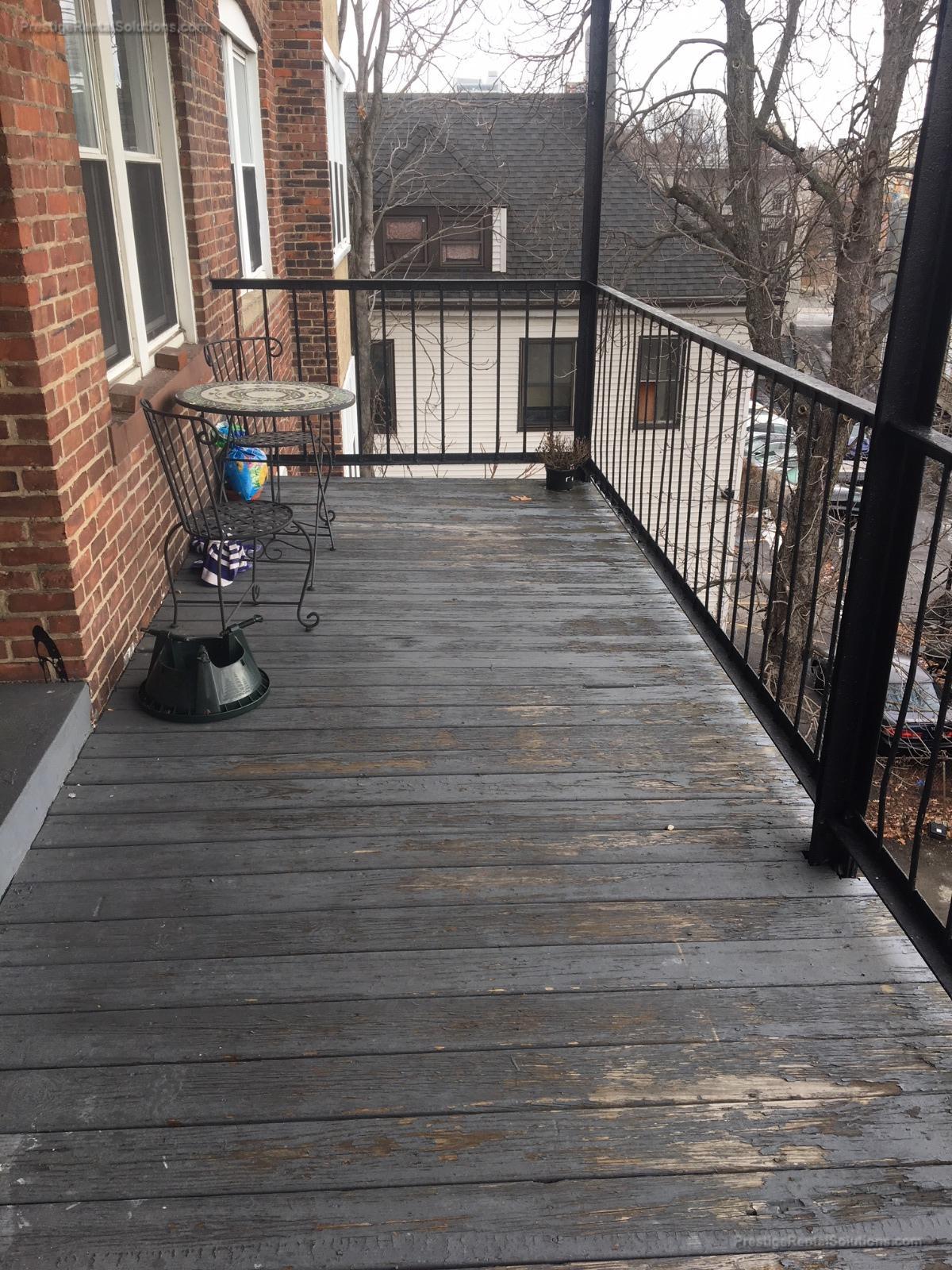 15 Gardner St, Allston