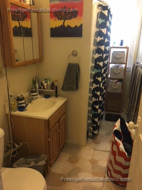 368 Riverway, Fenway