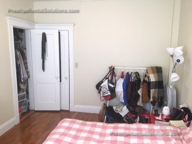1 bed, 1 bath apartment for rent at 232 Kelton St Unit 6, Allston — photo 4 of 9