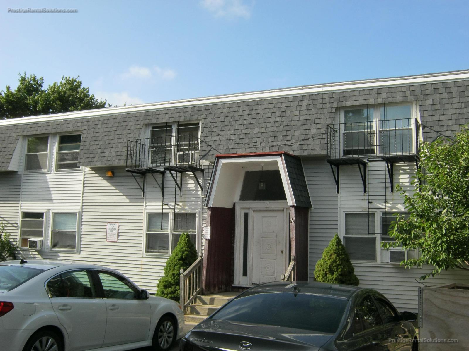 70 Barrows St, Fall River