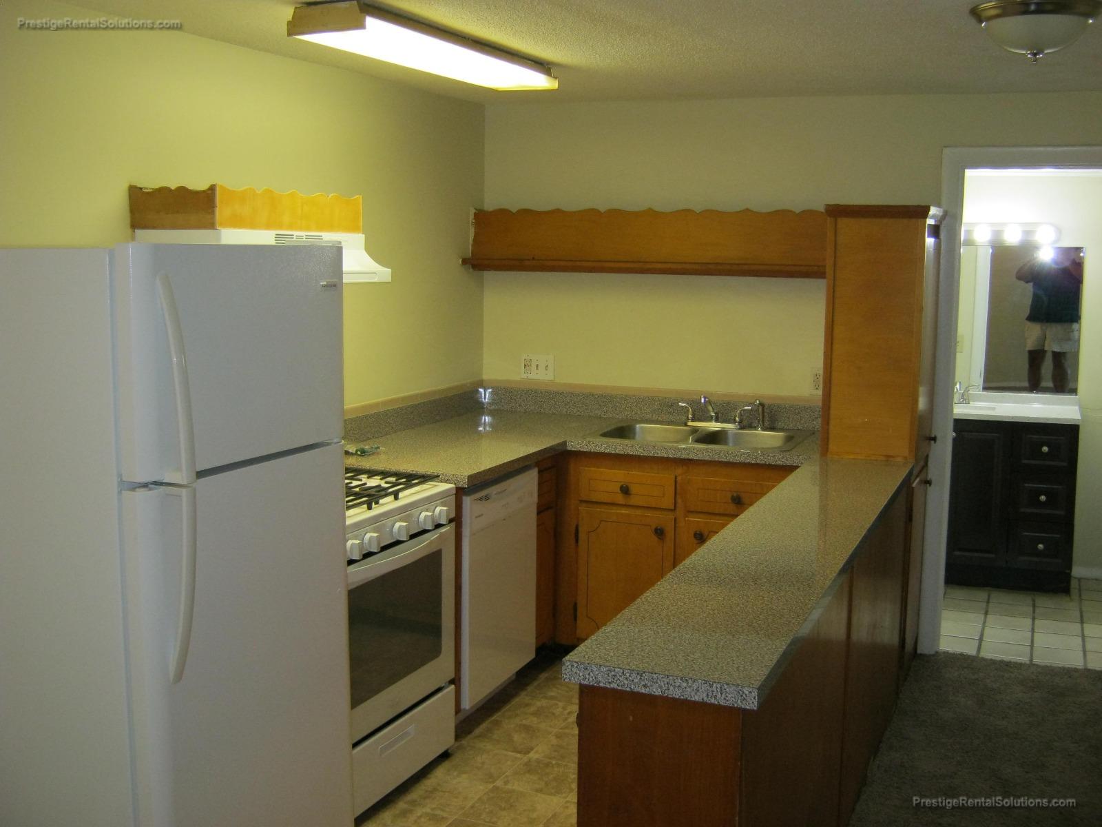 70 Barrows St, Fall River