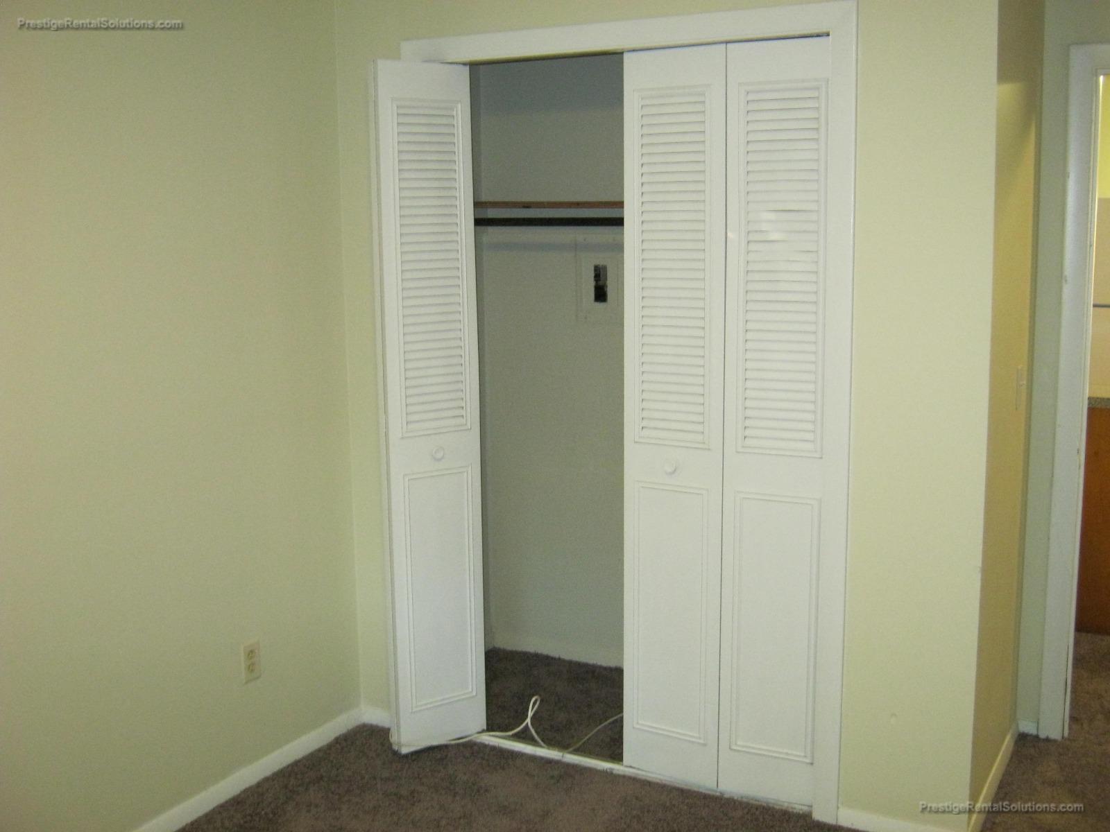 70 Barrows St, Fall River