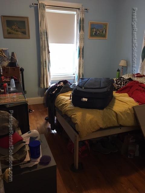 25 Lourdes Ave, Jamaica Plain