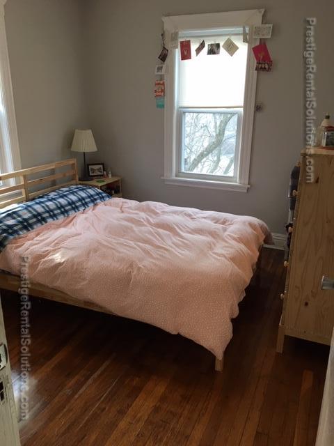 29 Lourdes Ave, Jamaica Plain