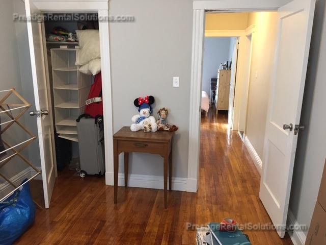 29 Lourdes Ave, Jamaica Plain