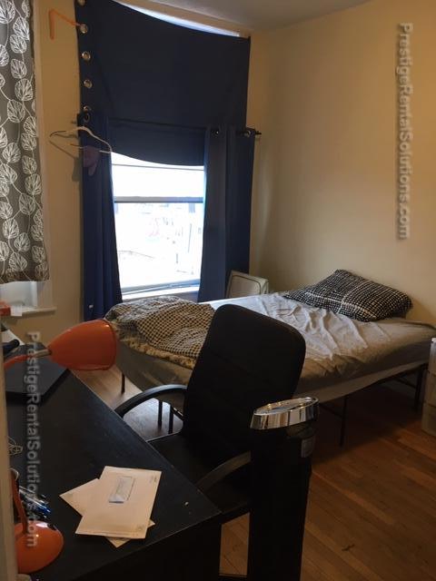 11 Royce Rd, Allston