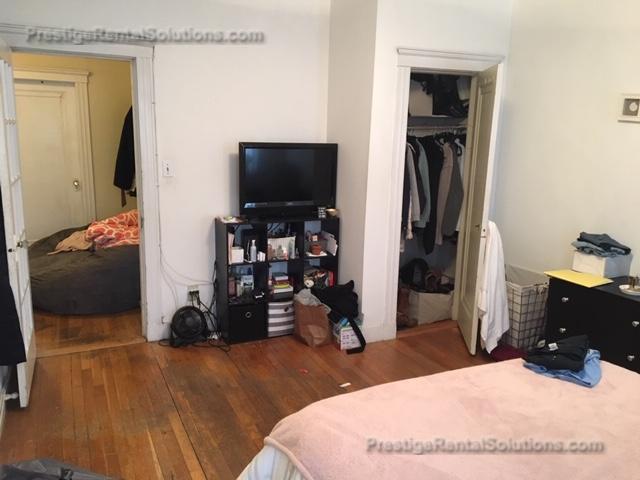 43 Linden St, Allston