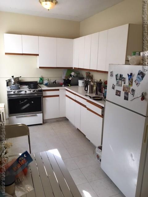 47 Linden St, Allston