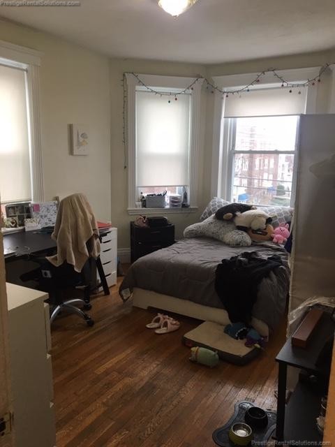 31 Gardner St, Allston