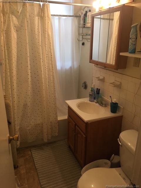 31 Gardner St, Allston