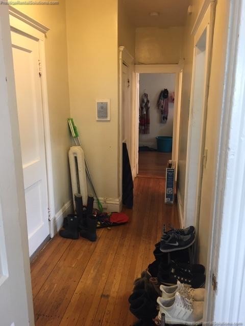 31 Gardner St, Allston