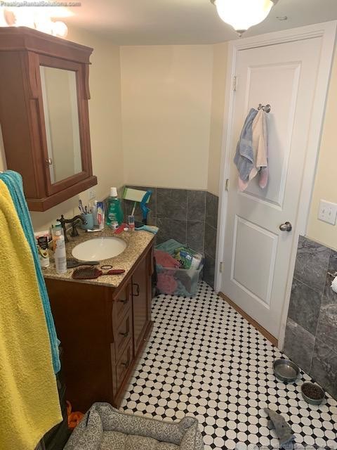 33 Davison St, Hyde Park