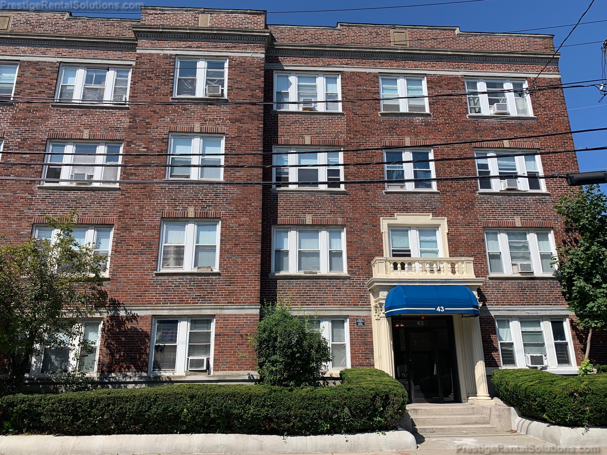 43 Linden St, Allston