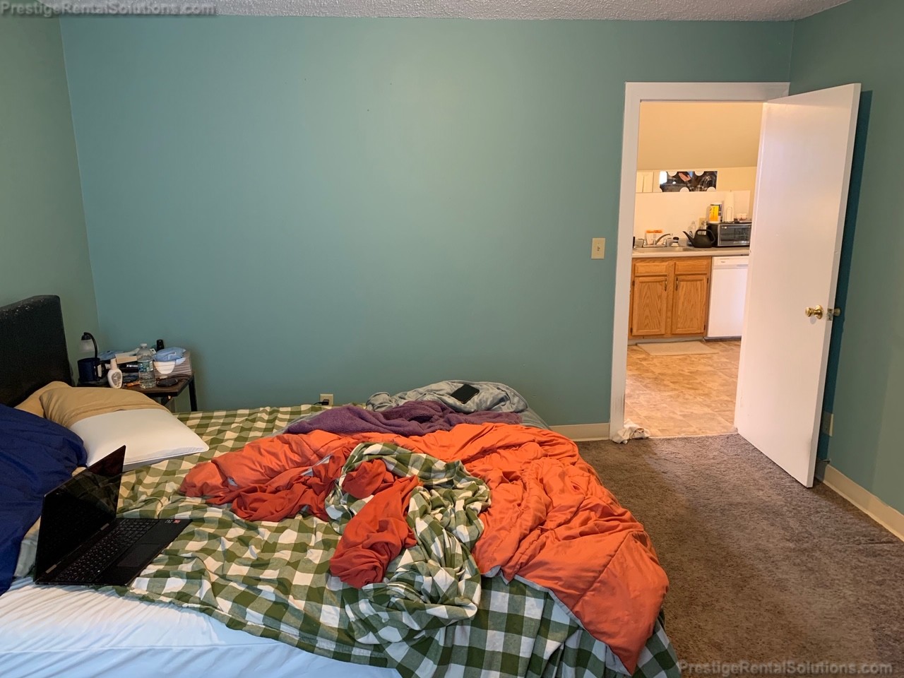 80 Robbins St, South Side