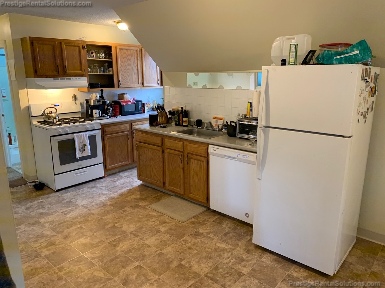 80 Robbins St, South Side