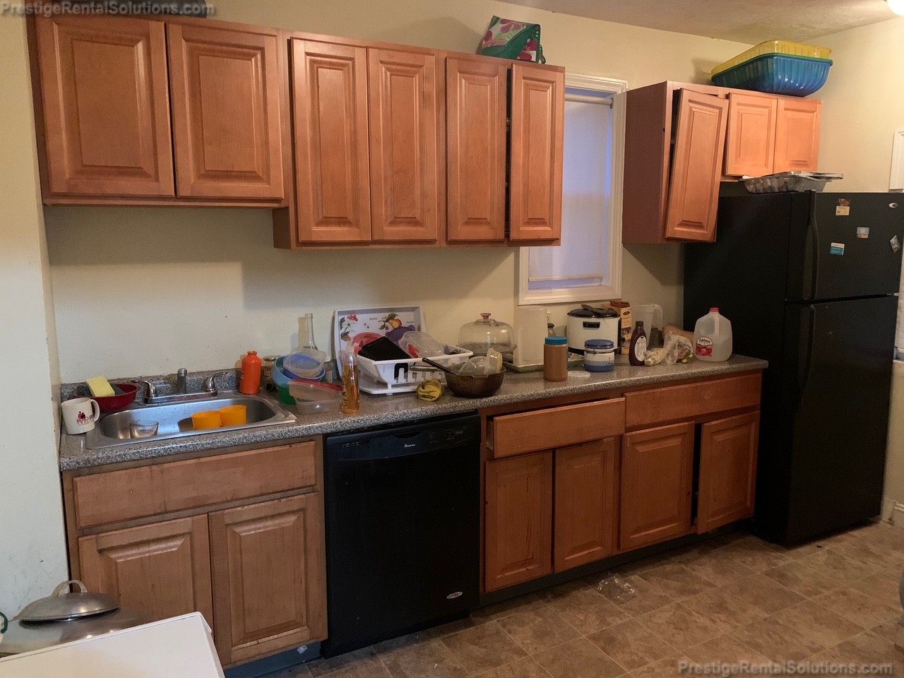 1144 River St, Hyde Park