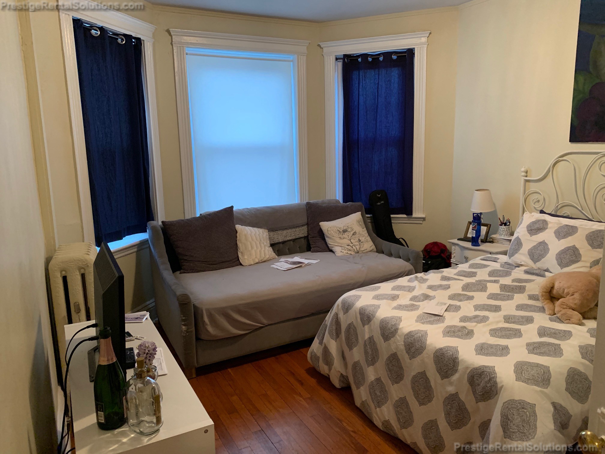 35 Gardner St, Allston