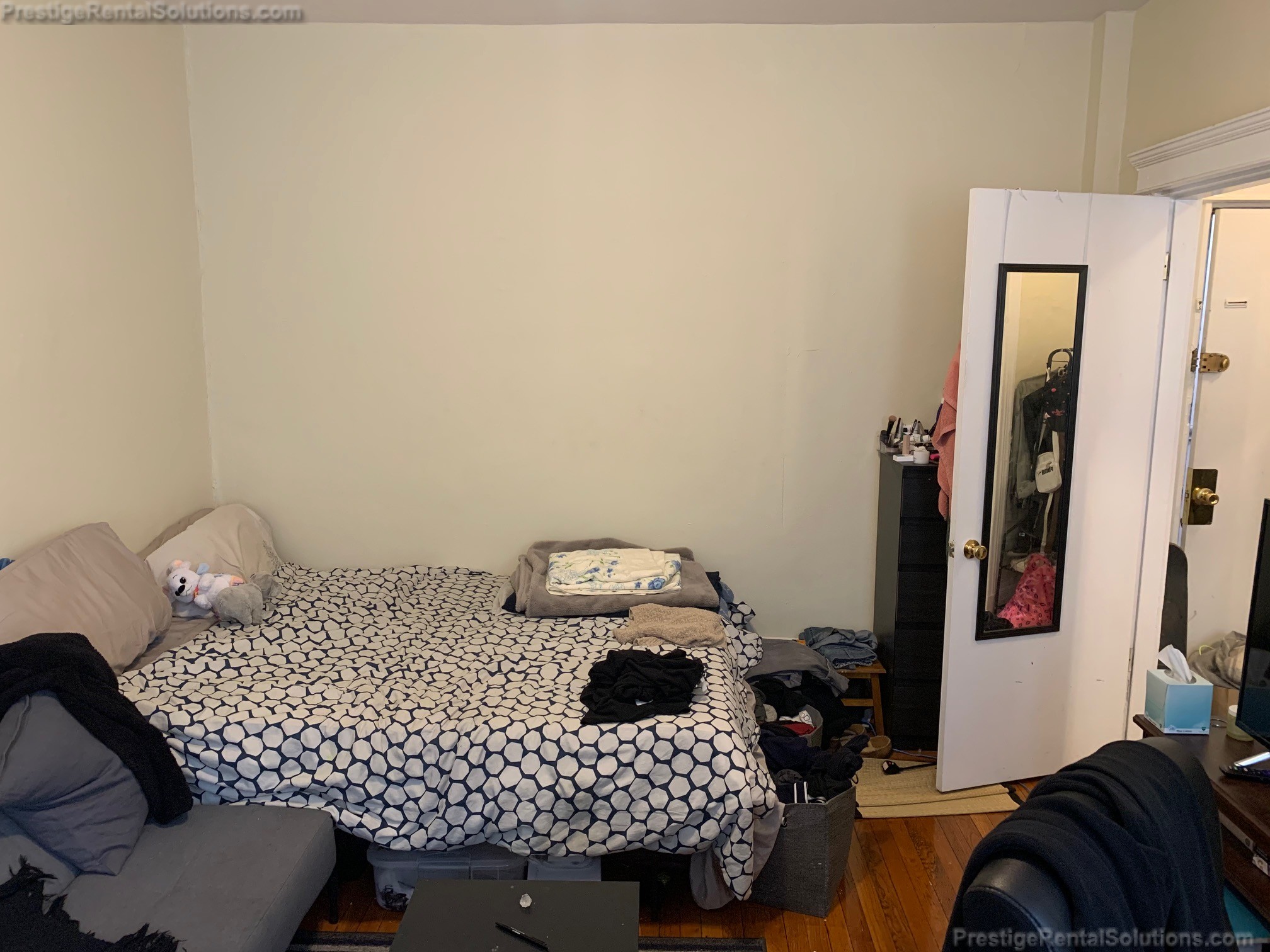 11 Royce Rd, Allston