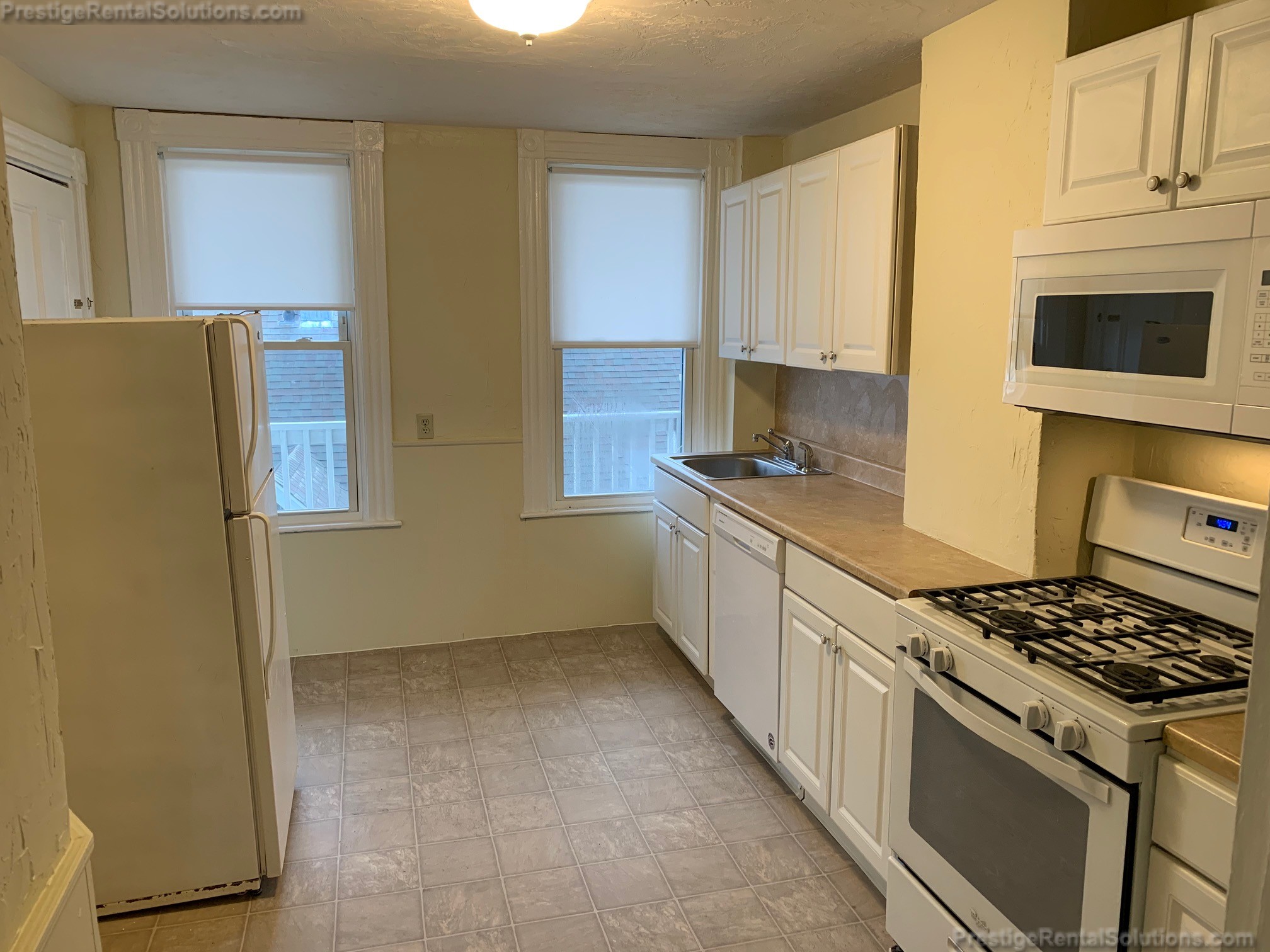 15 Oakes St, Everett