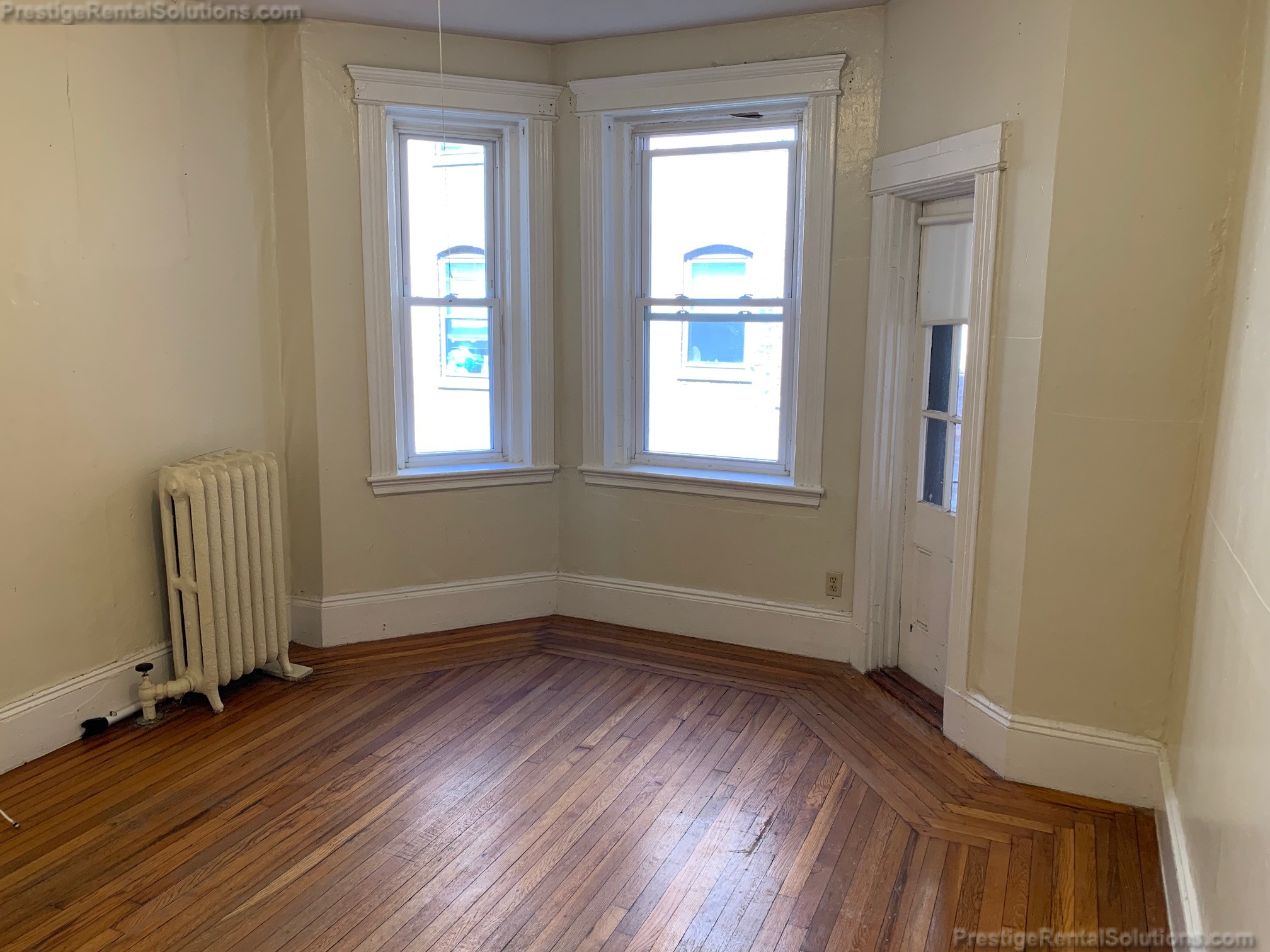 11 Royce Rd, Allston