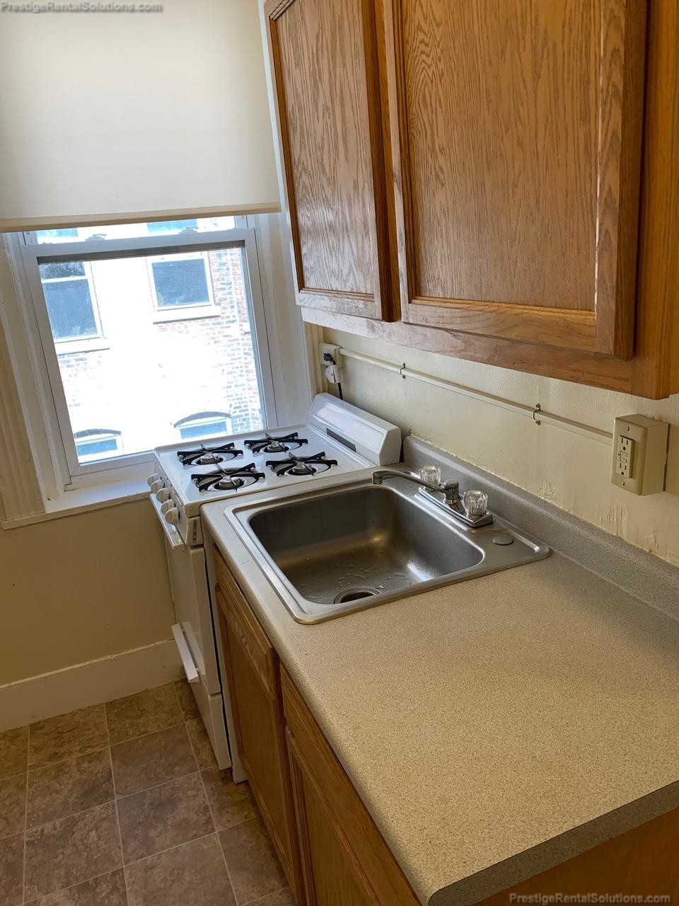 11 Royce Rd, Allston