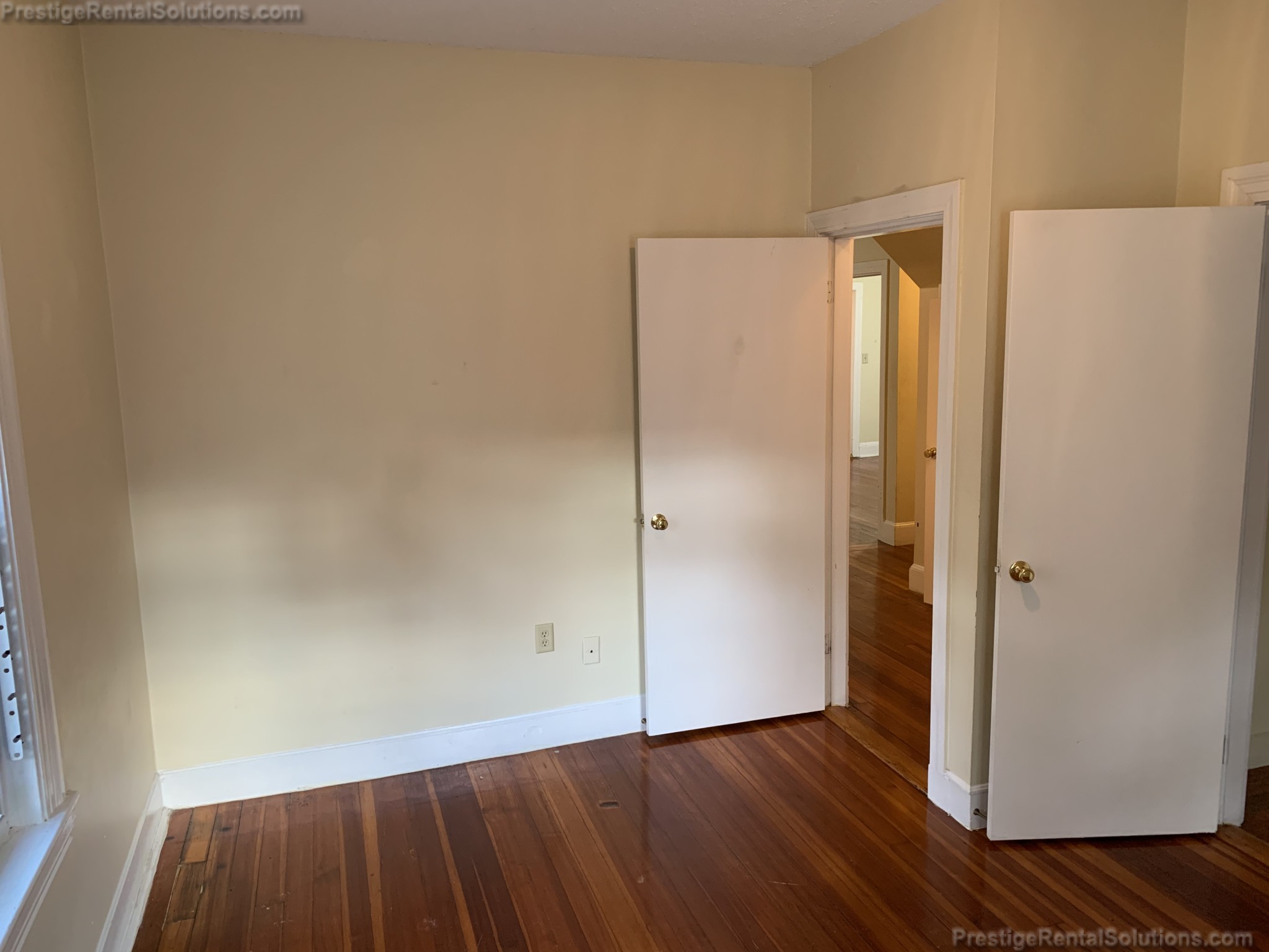 3 bed, 2 bath apartment for rent at 82 Robbins St Unit 1, Waltham — photo 14 of 17