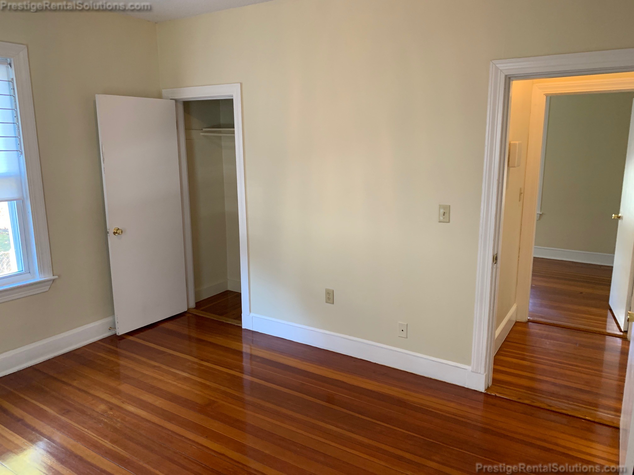 3 bed, 2 bath apartment for rent at 82 Robbins St Unit 1, Waltham — photo 11 of 17