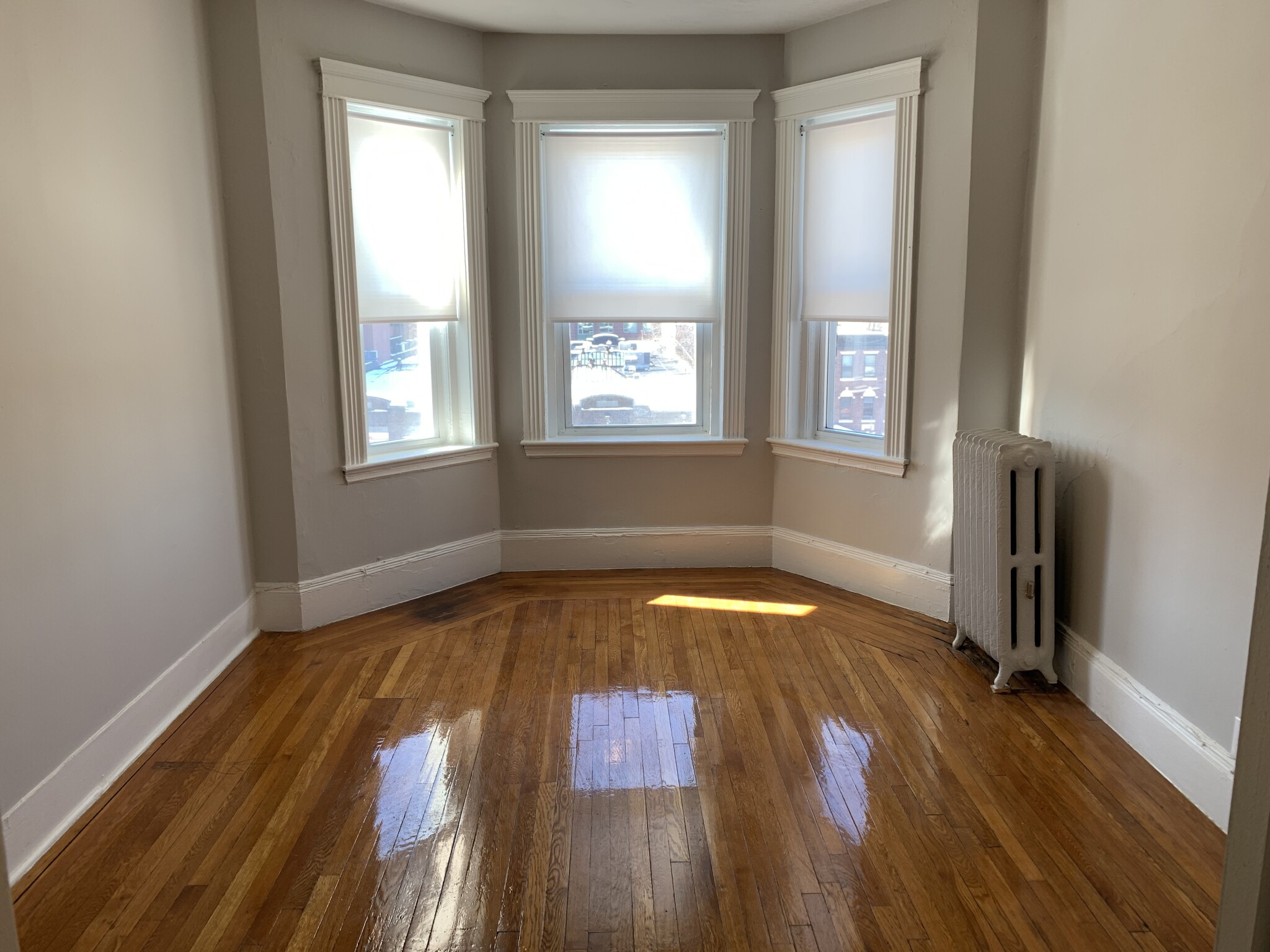 11 Royce Rd, Allston