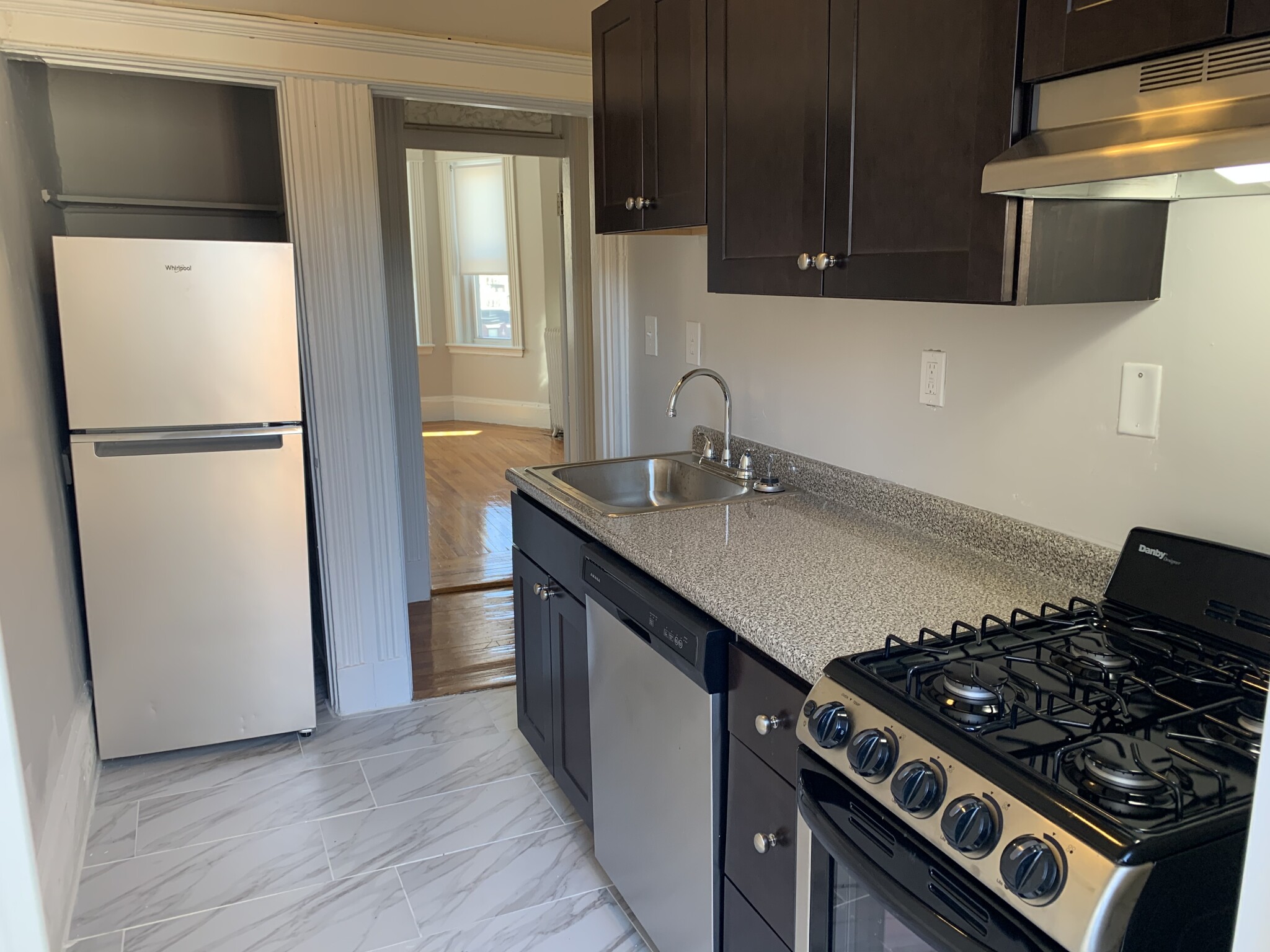 11 Royce Rd, Allston