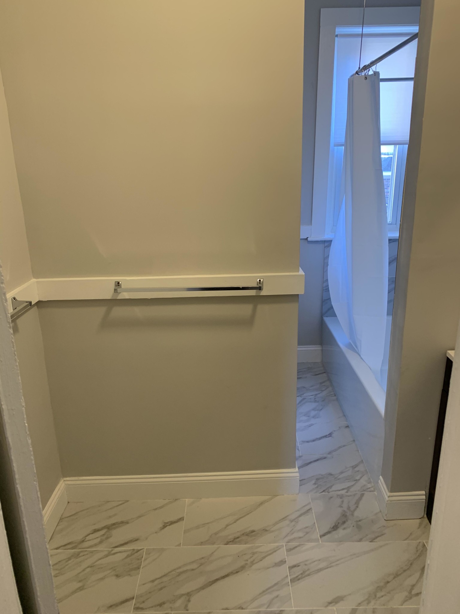 11 Royce Rd, Allston