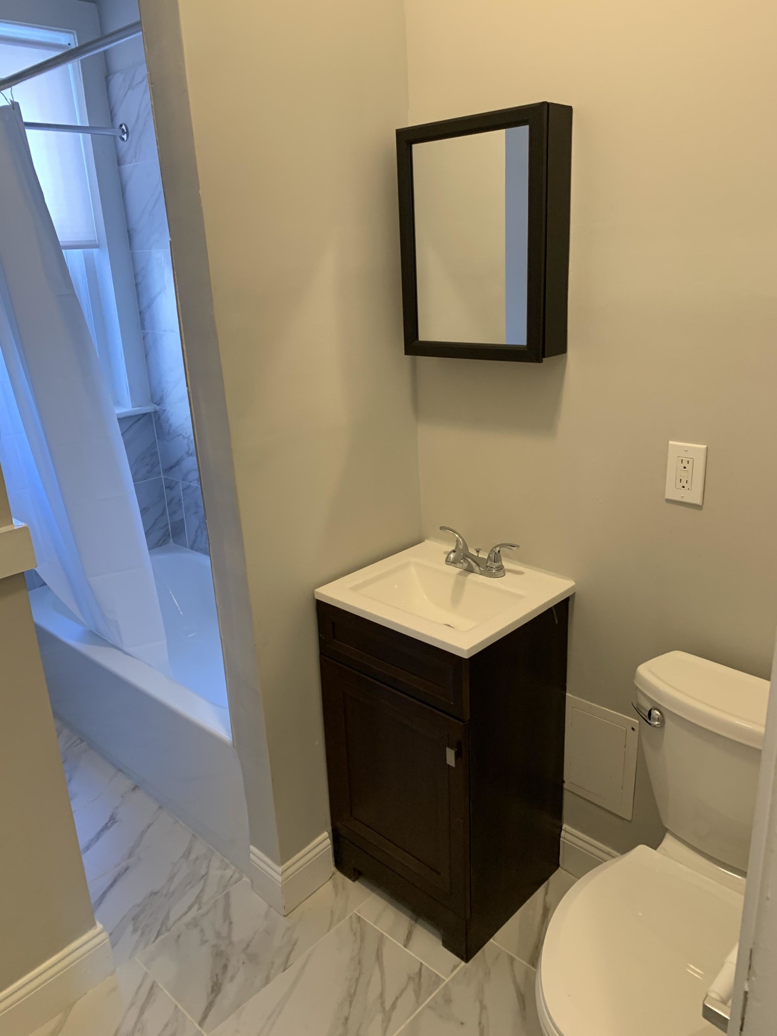 11 Royce Rd, Allston