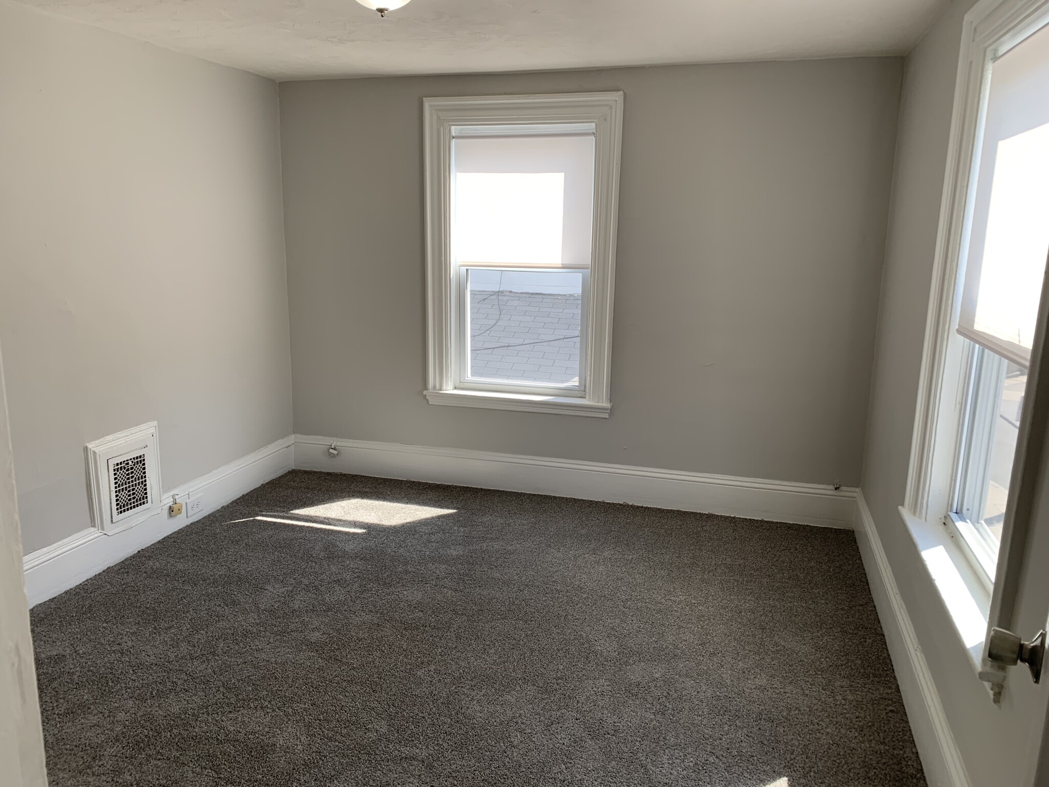 24 Greylock Rd, Allston