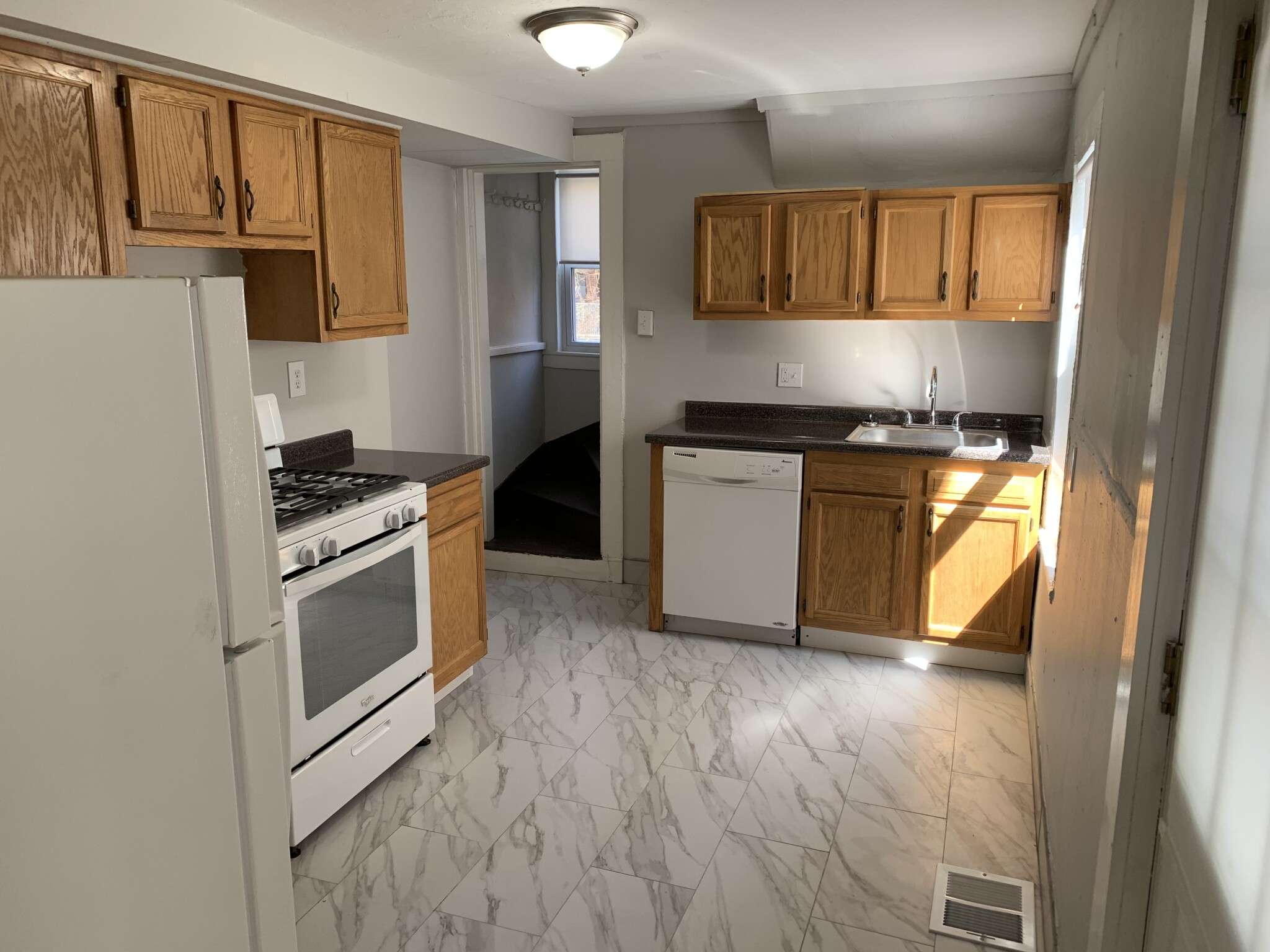 24 Greylock Rd, Allston