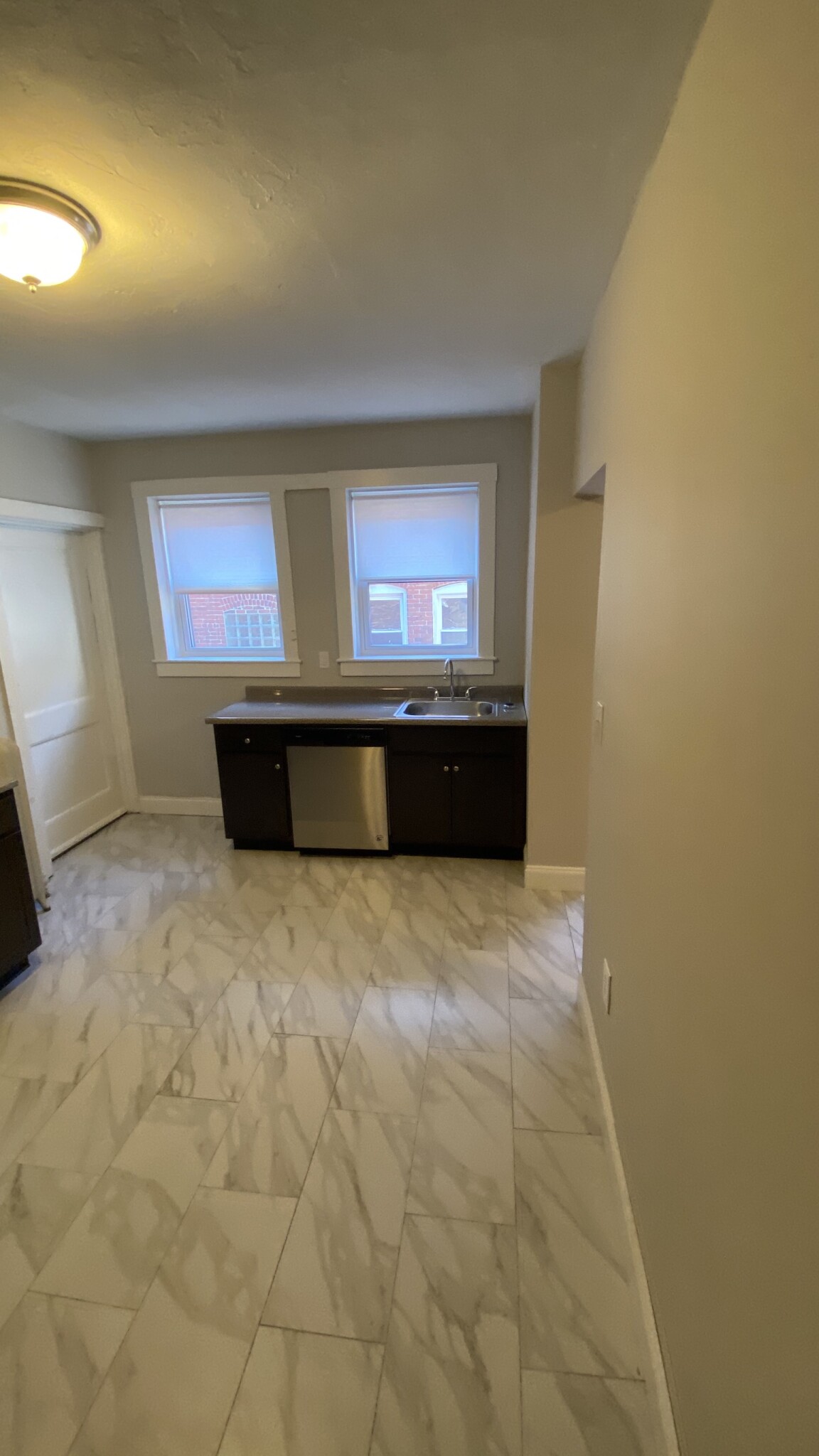 142 Davis Ave, Brookline Village