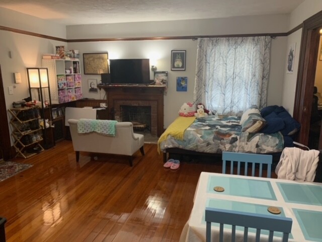 Studio bed, 1 bath apartment for rent at 1675 Chestnut Hill Ave Unit 4, Brighton — photo 10 of 12