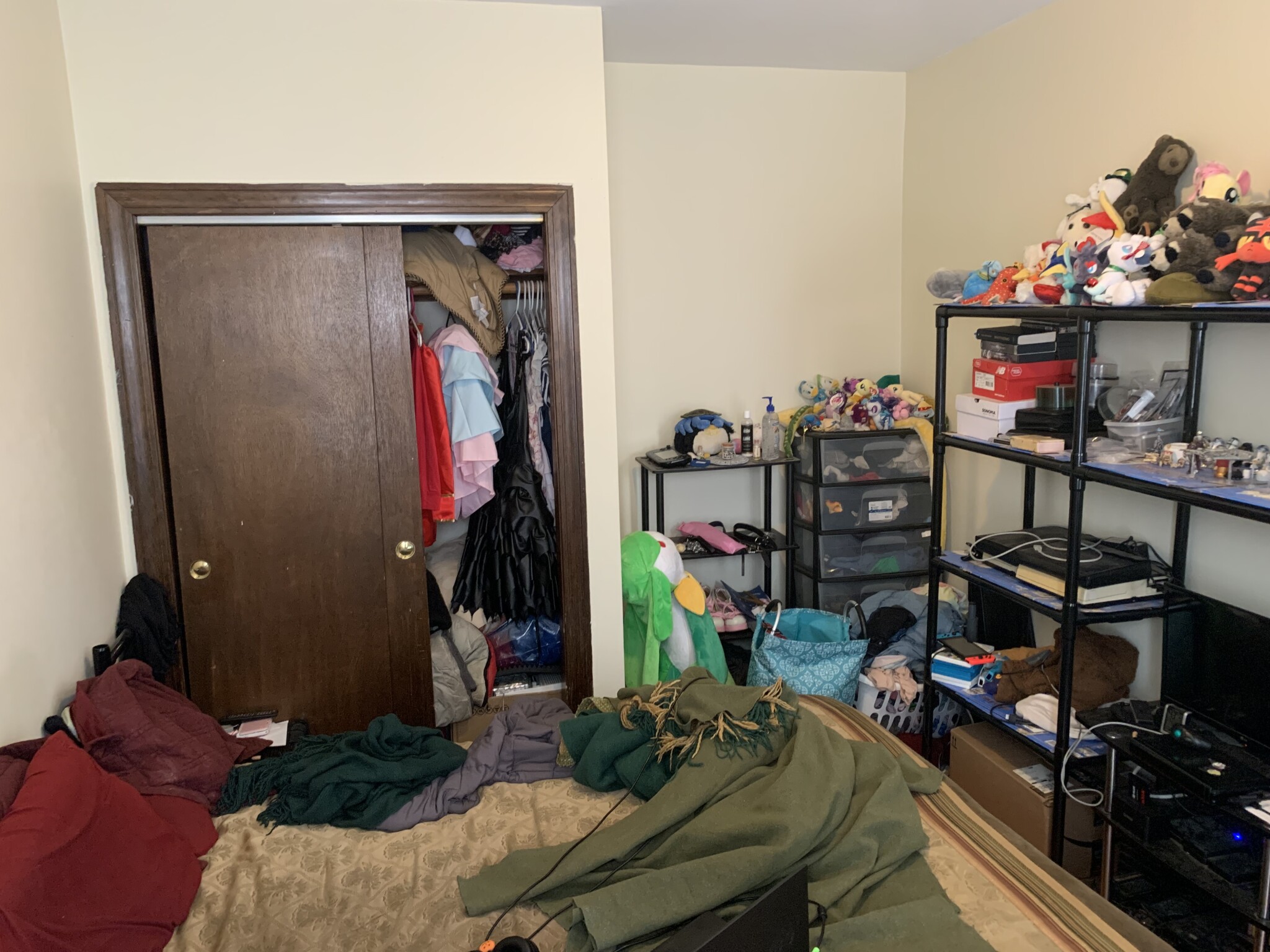 80 Robbins St, Waltham