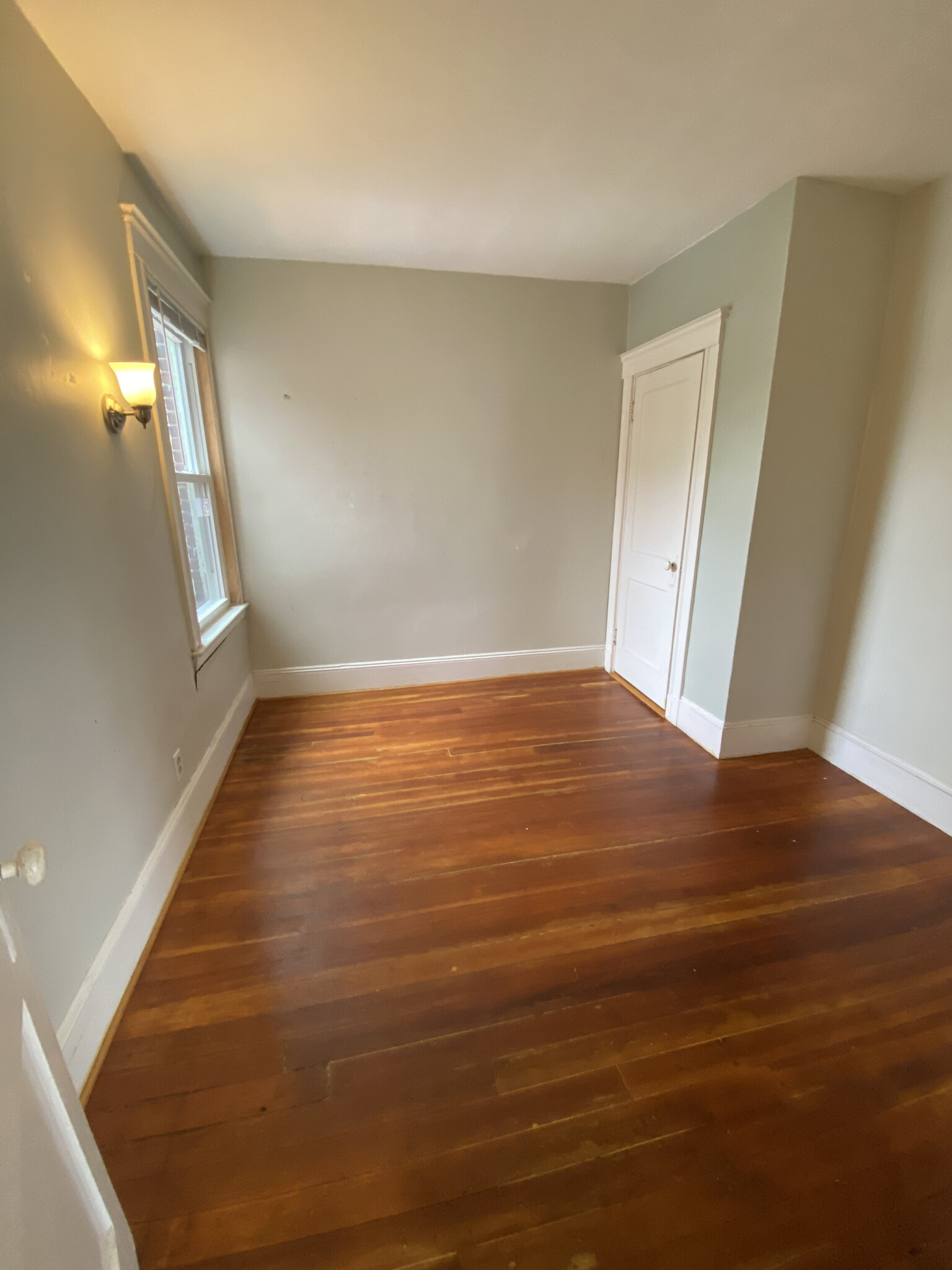 77 Easton St, Allston