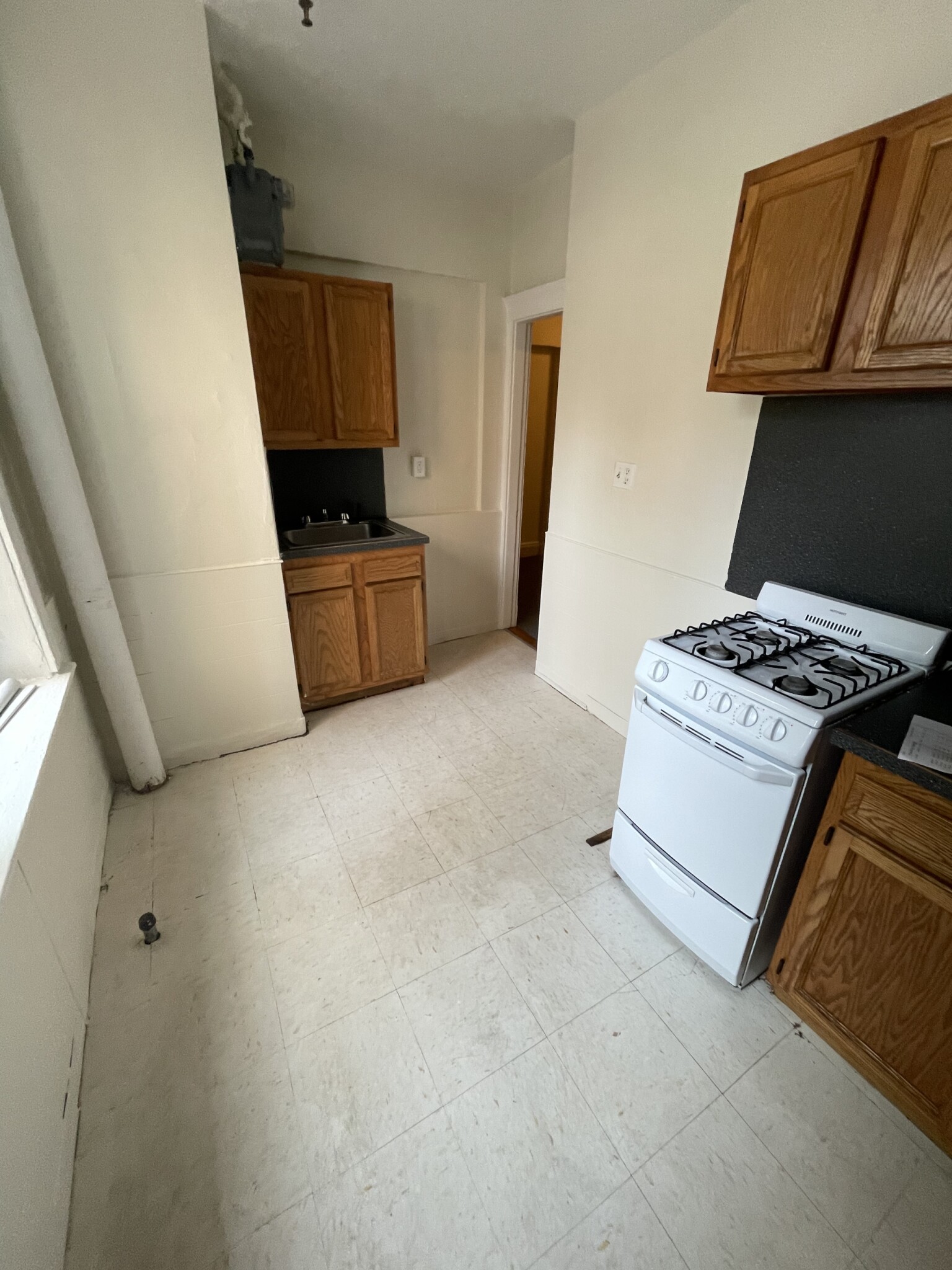 1 bed, 1 bath apartment for rent at 1820 Commonwealth Ave Unit 6A, Brighton — photo 7 of 13