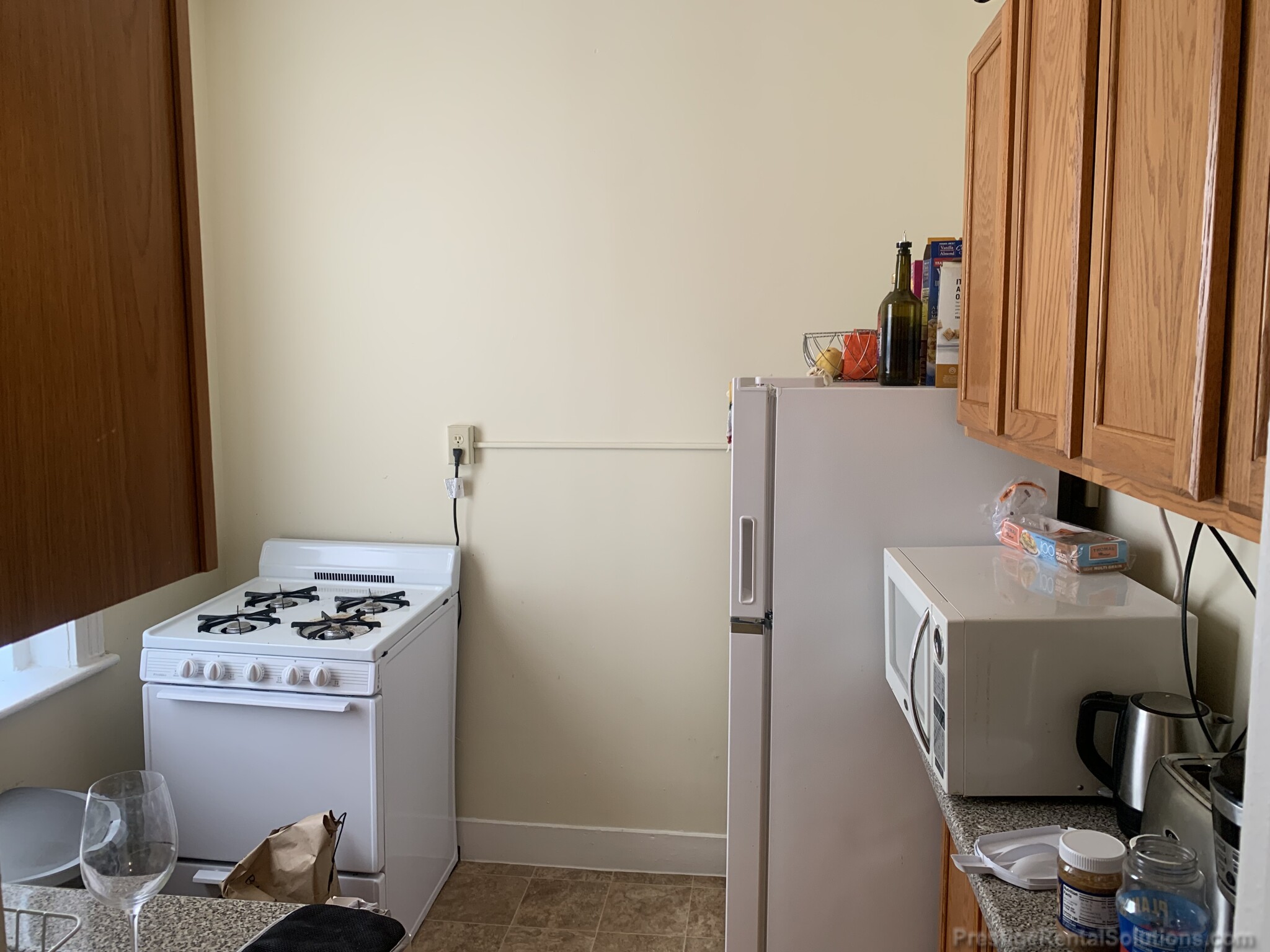 35 Gardner St, Allston