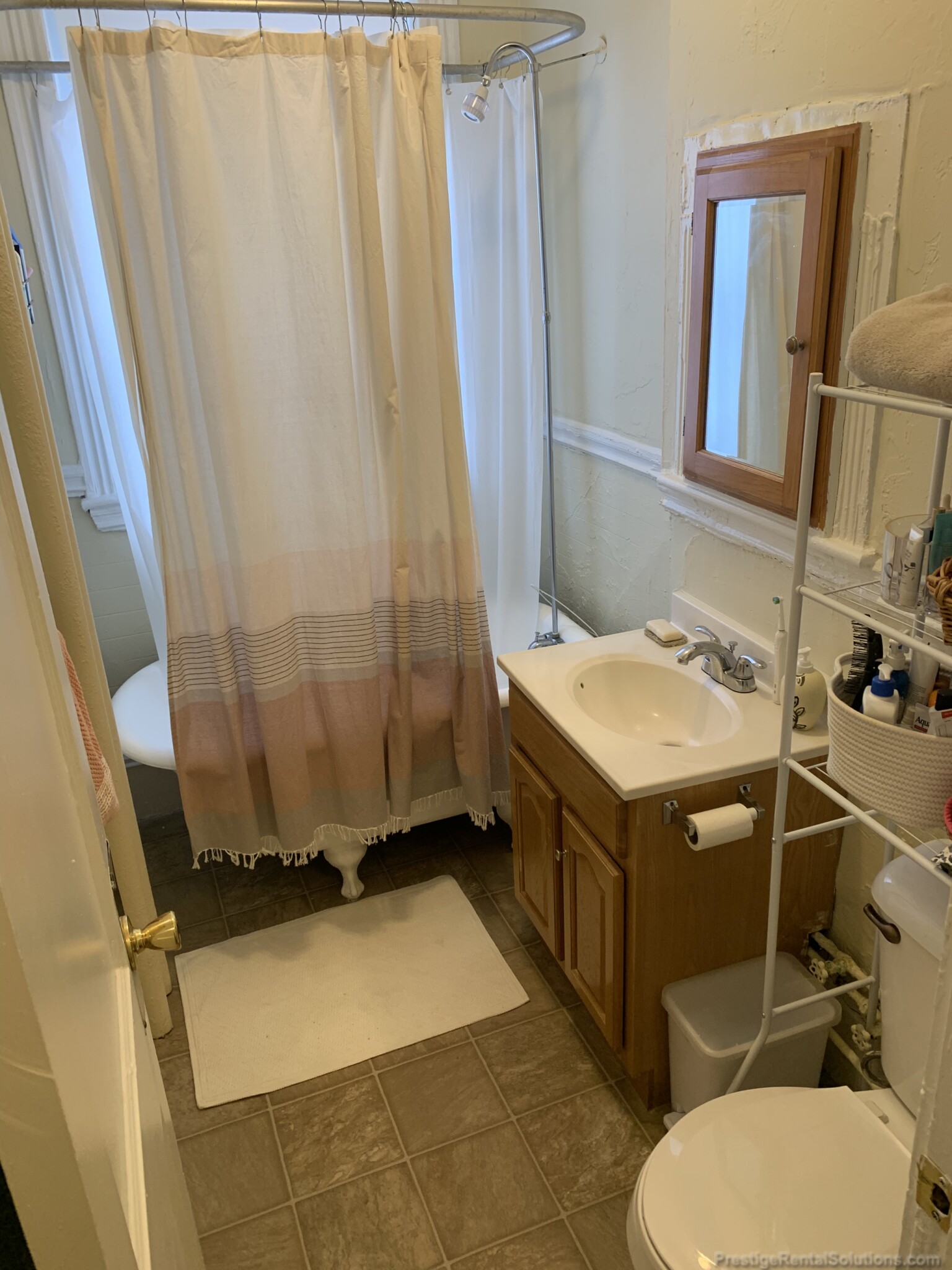 11 Royce Rd, Allston