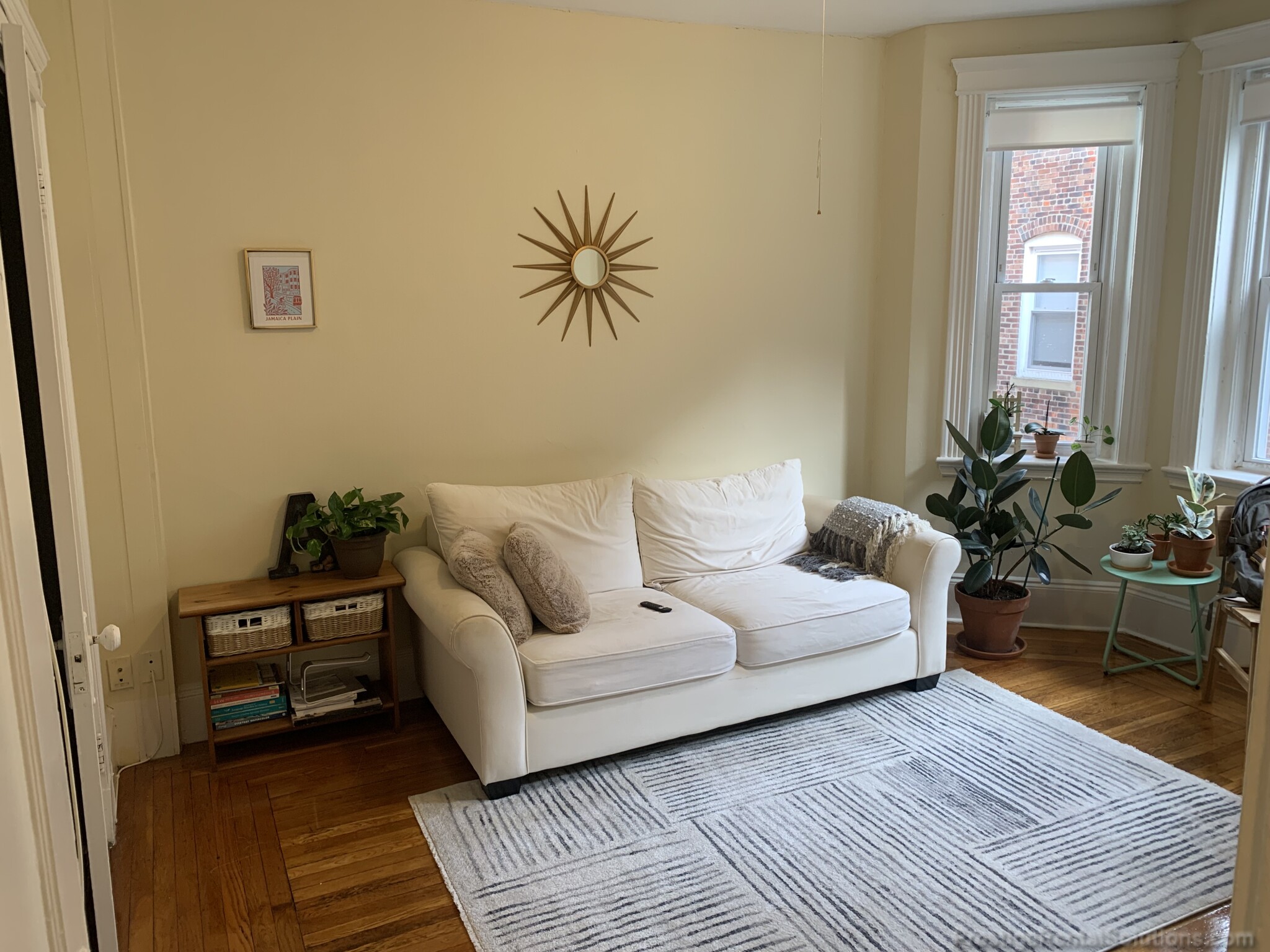 11 Royce Rd, Allston